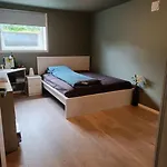 Stor Og Trivelig Enebolig Pa Madla